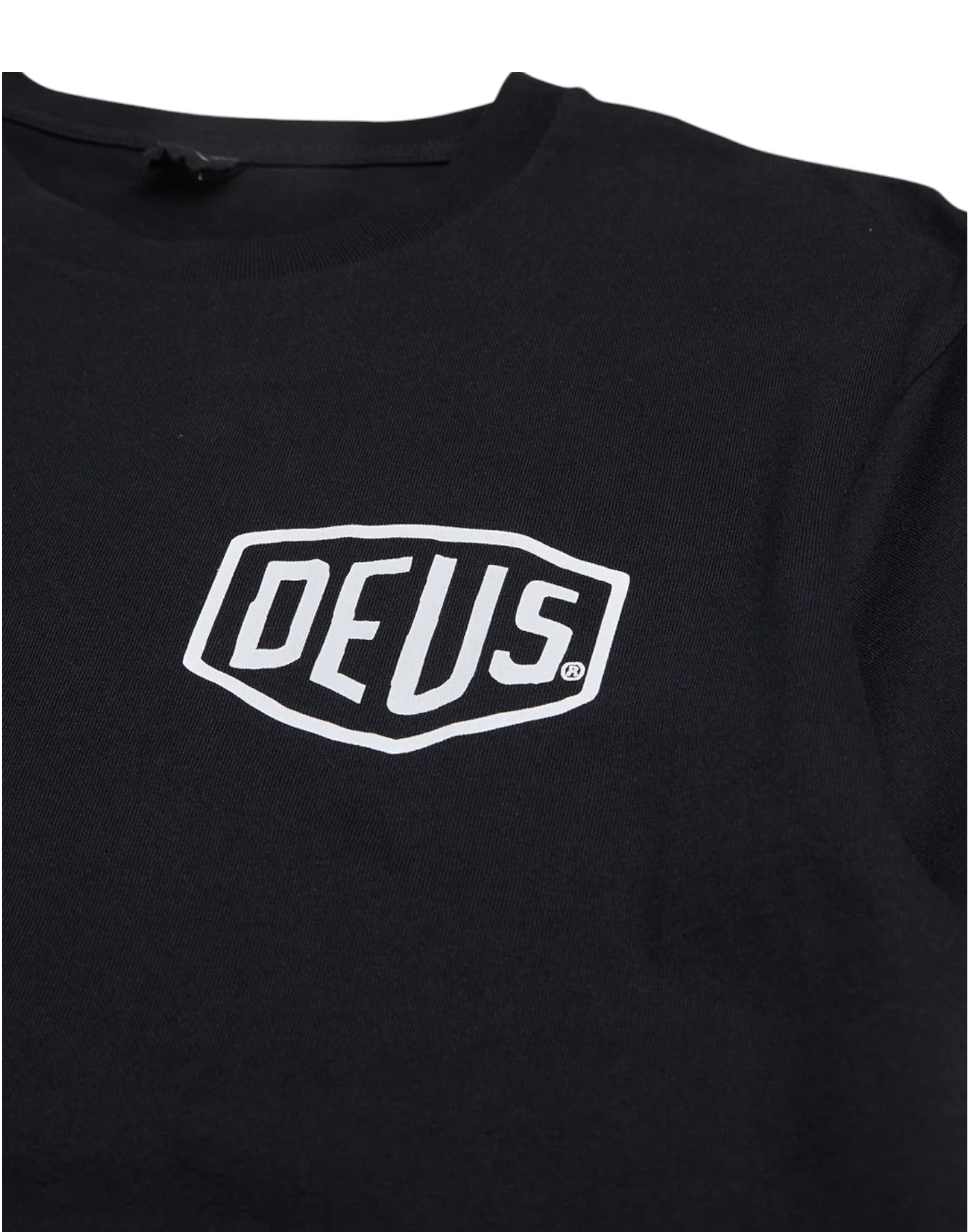 Camiseta hombre dmw41808z biarritz negro Deus Ex Machina