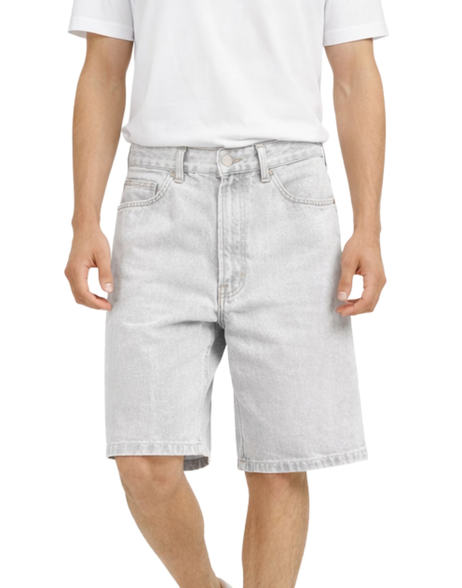 Carhartt WIP Women’s Brandon Short in Cotton Denim Black Chalk Wash Loose Fit Regular Waist. I036530 895F