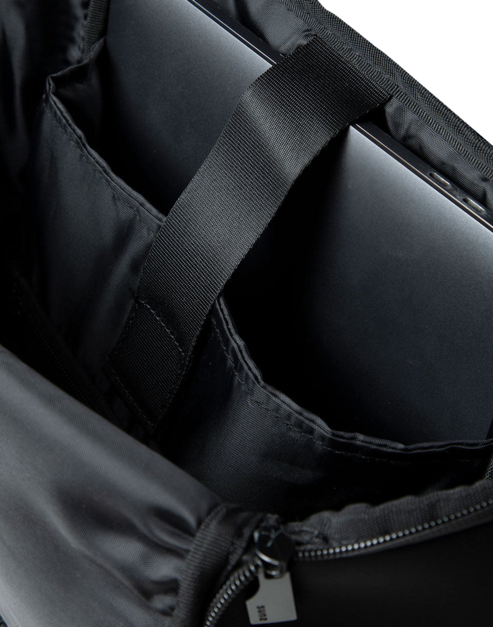 배낭 유니슬 -ISEX BGS51001U 검은 태양