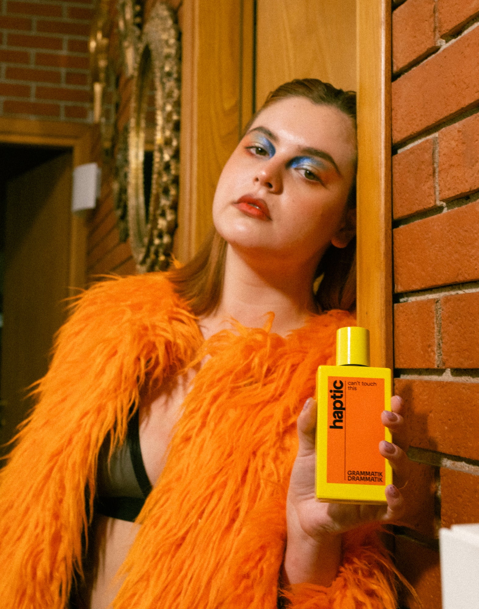 Eau de perfume haptic grammatik drammatik