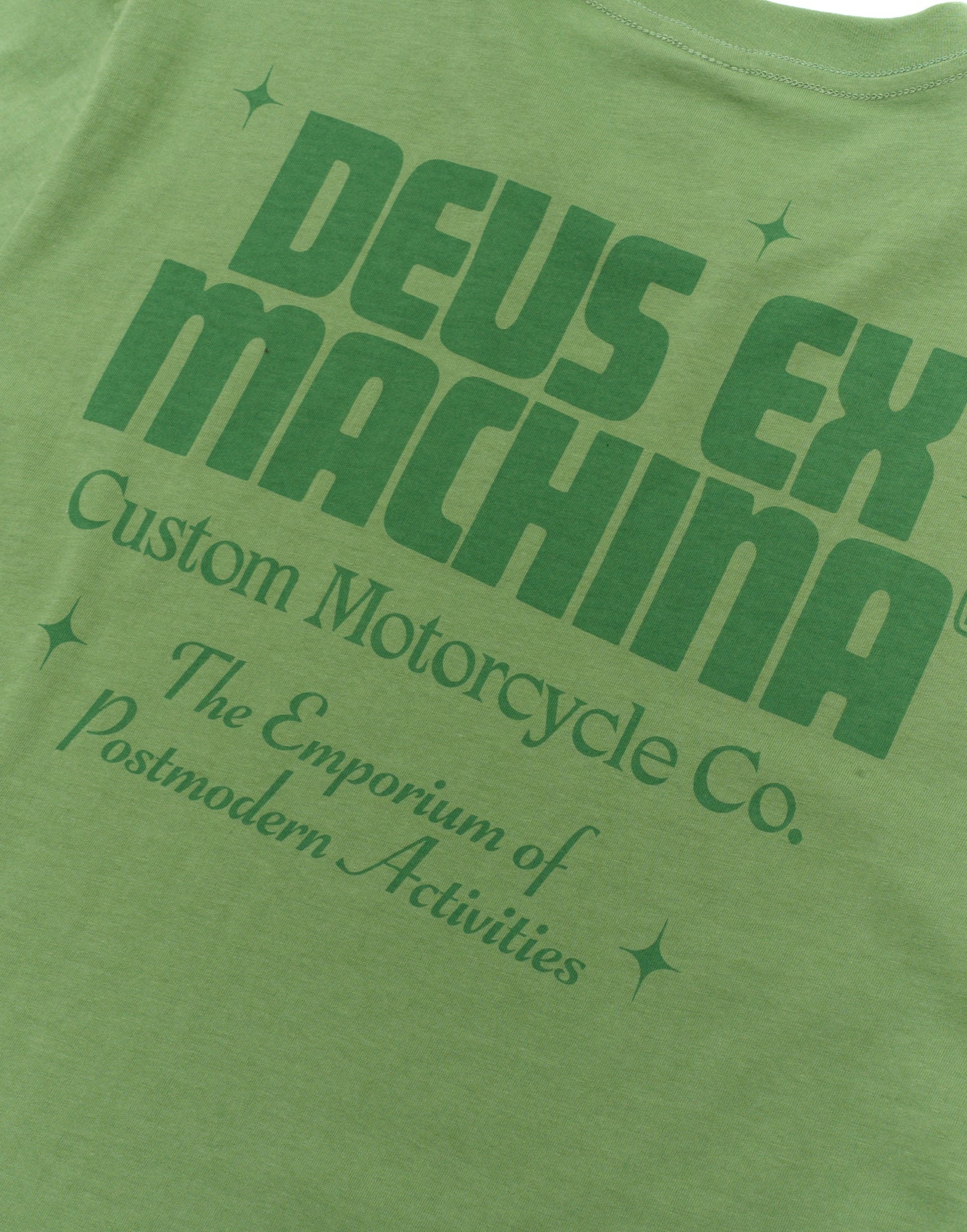 T-shirt man DMP251953B DROP DPWN TEE TENDRIL GREEN Deus Ex Machina