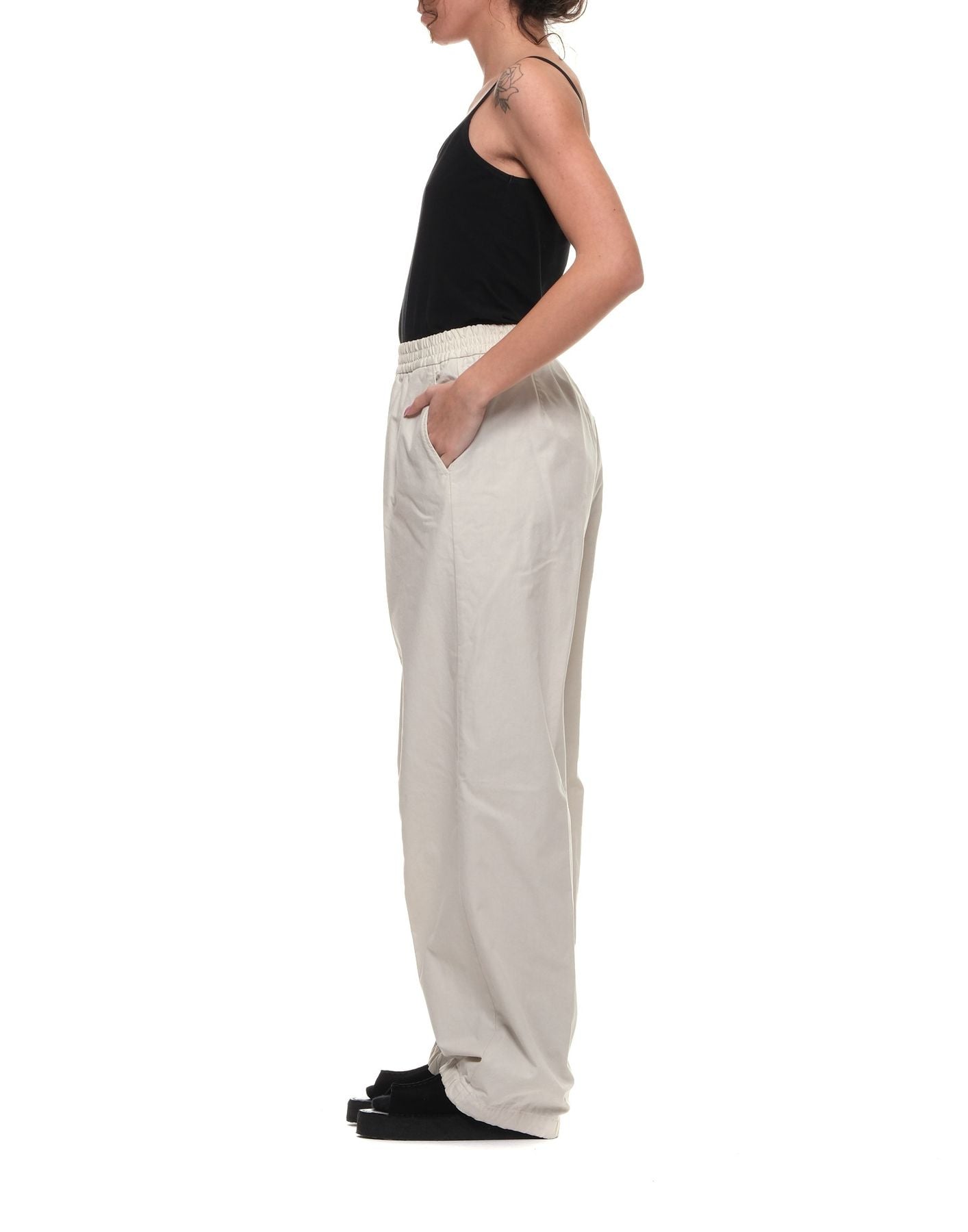 Hose Frau TA210054 Laura 91 CELLAR DOOR