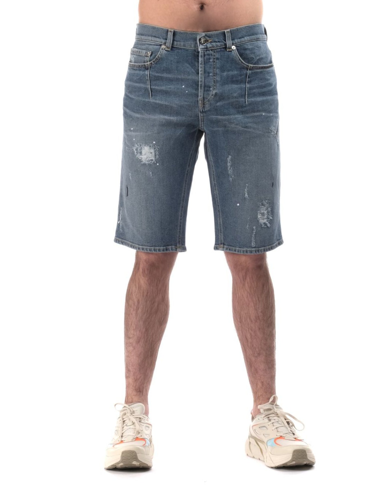 Short for man 48154 LES HOMMES