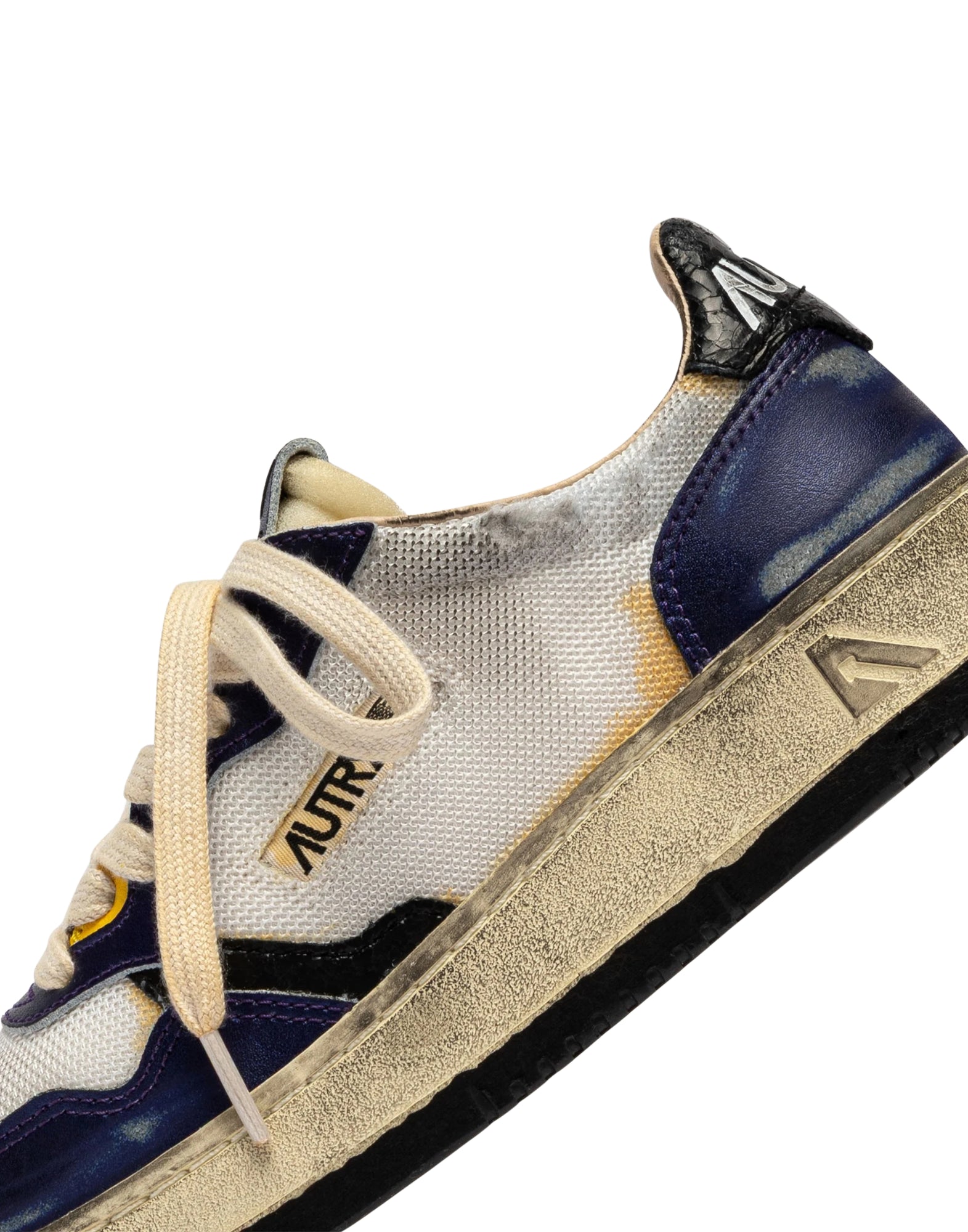 Sup Vint low White/Tanzanite