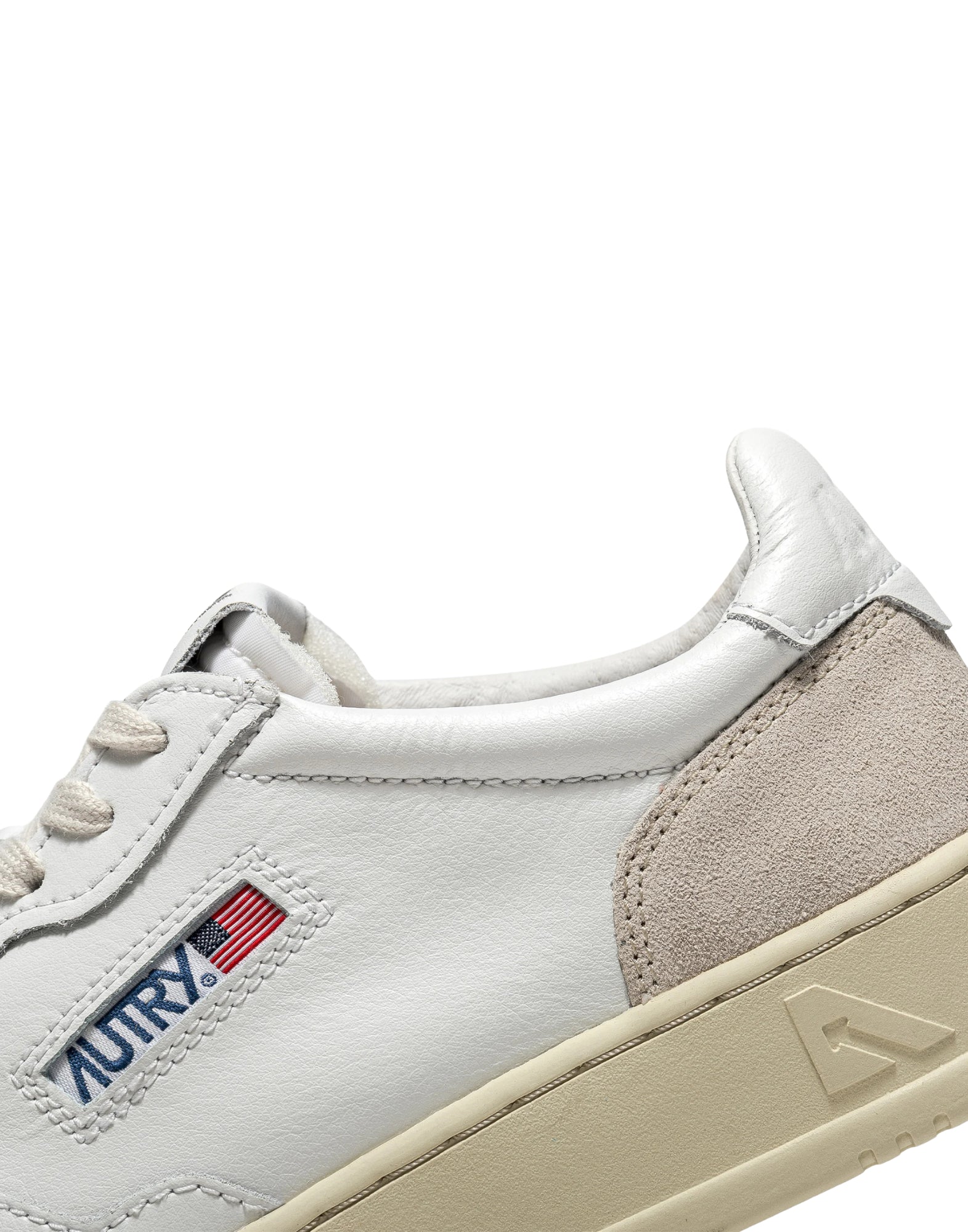 Medalist Low Man White