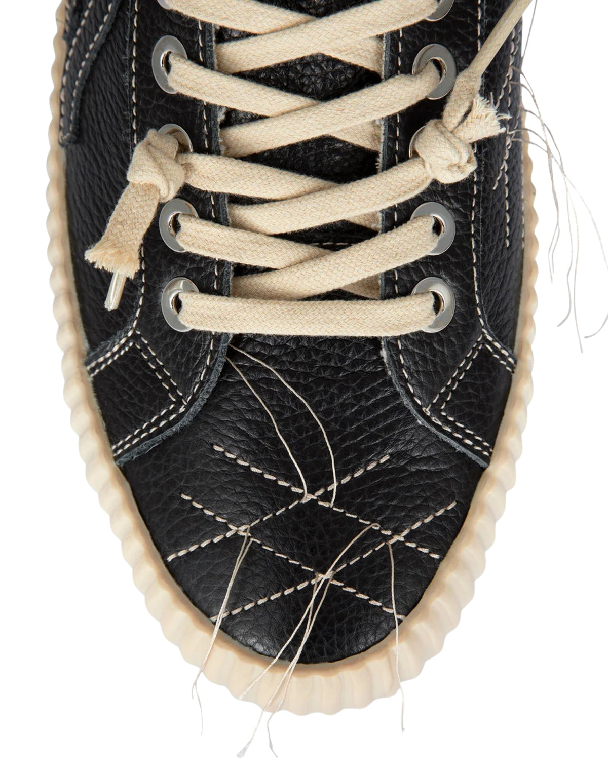 Wavy Embroidery Vulcanized Sneakers Black