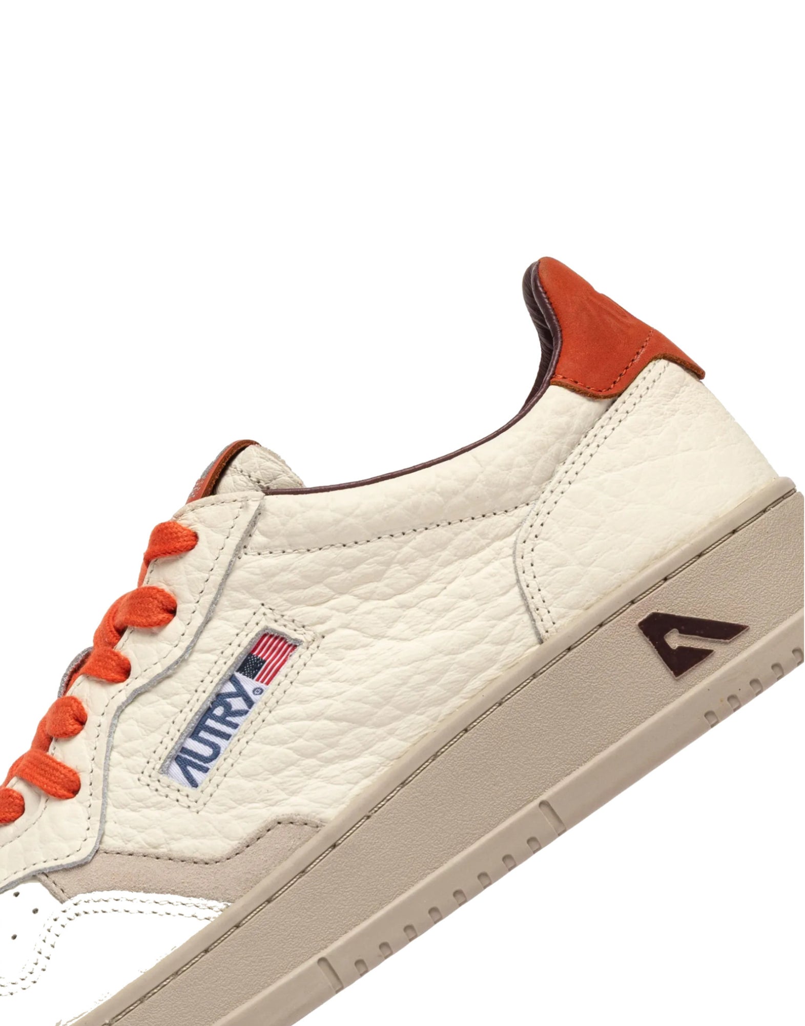 Medalist Low Sand / Pumpkin