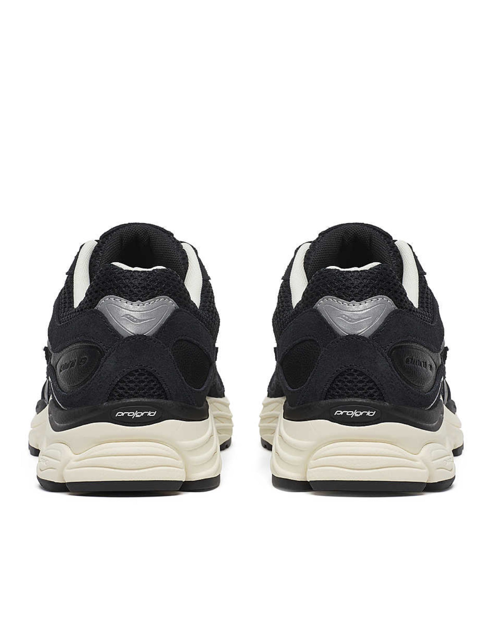 70740-16 programmiert Omni Black -Creme - Scarpe - Saucony