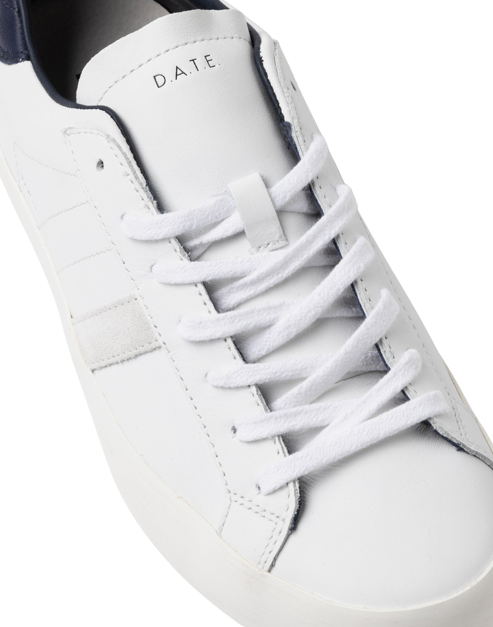 D.A.T.E. Hill Low Calf Men’s White Blue Leather Sneakers M441-HL-CA-WL
