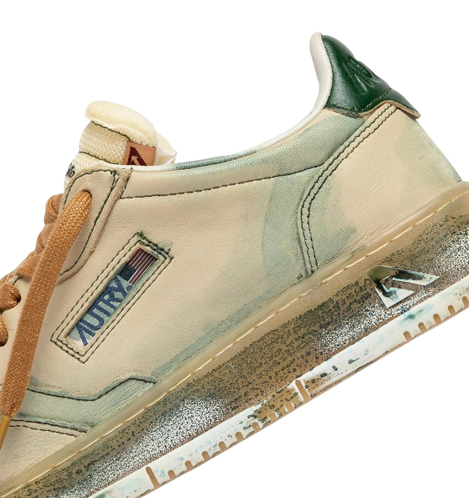 Shoes man AVLM ED02 SUP VINT LOW MAN DATED WOOS Autry