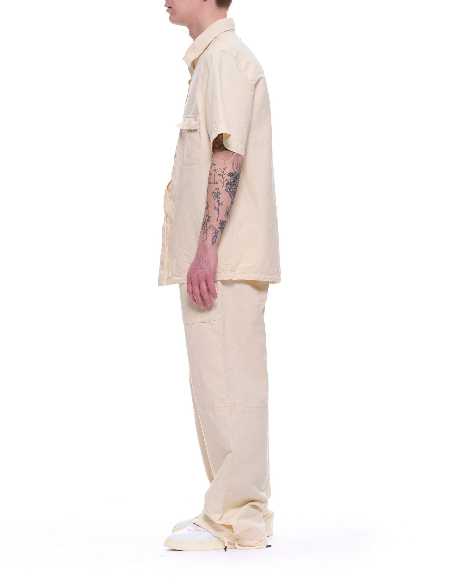 Pantalón Suelto de Hombre Beige Loose Fit Sarga Teñida en Prenda S26309 003 PANTALÓN SUELTO BEIGE
