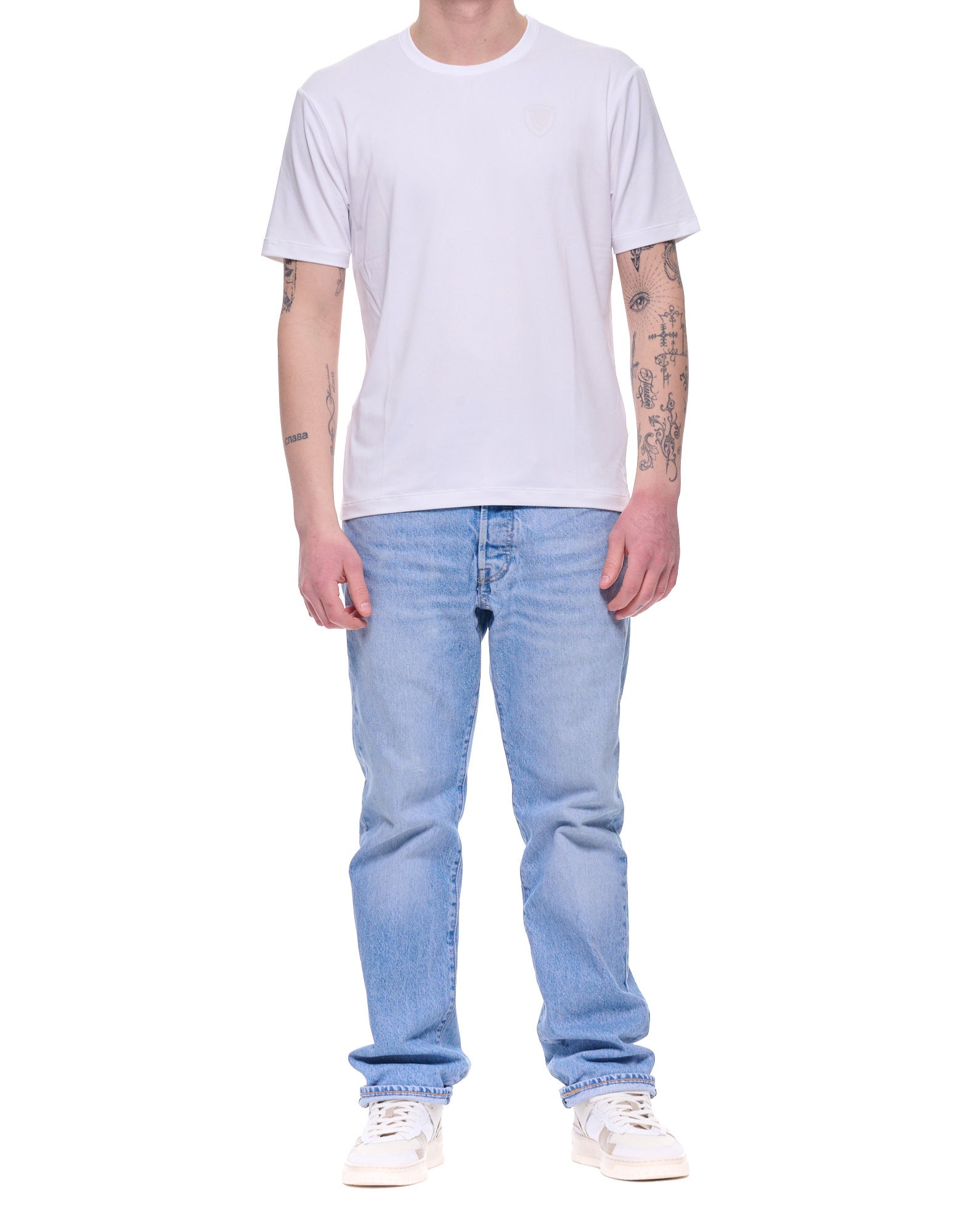 تي شيرت Blauer Jason Logo تي شيرت أبيض بصري قابل للتمدد للرجال بقصة ضيقة 26SBLUH02541-007608 100 JASON
