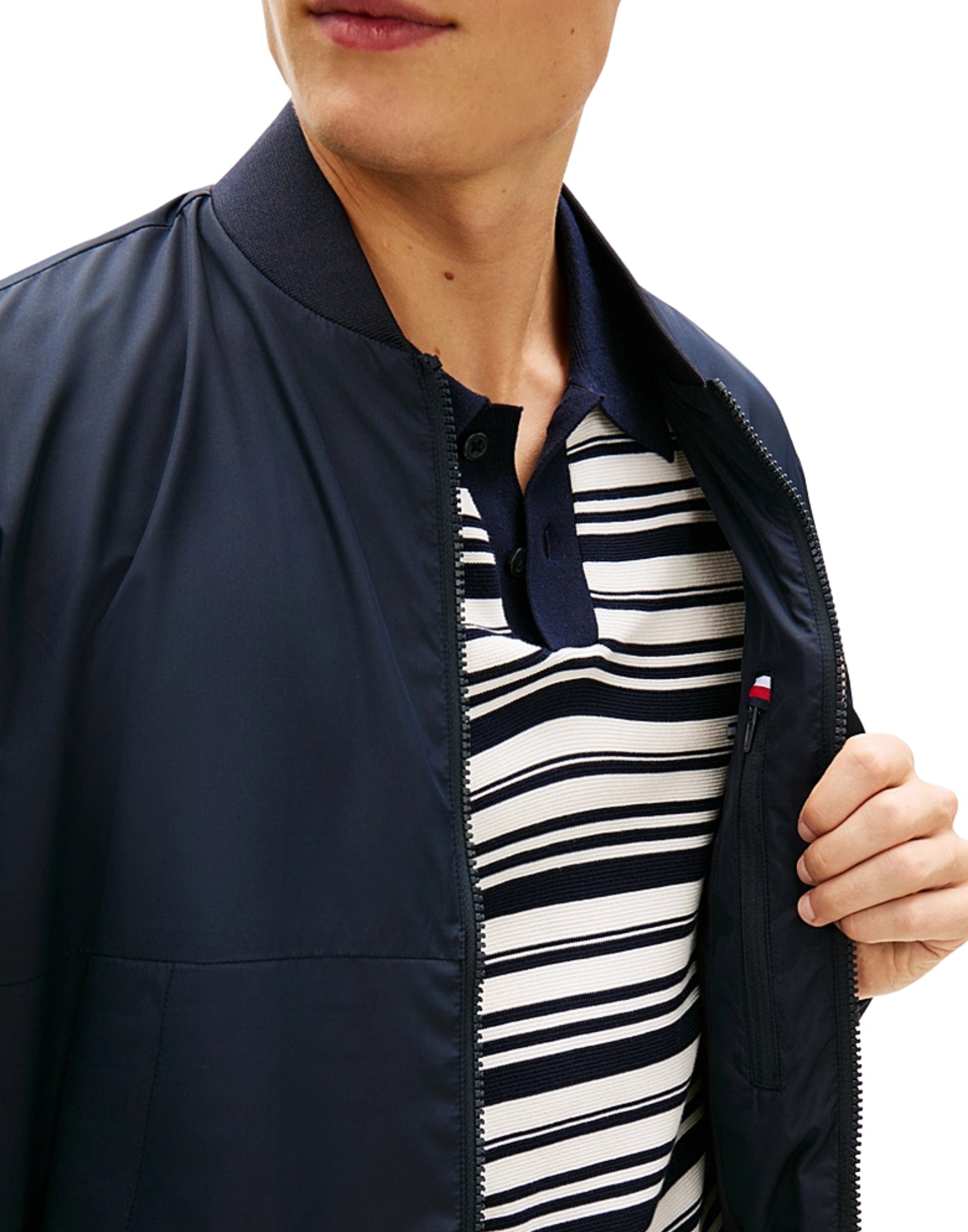 Tommy Hilfiger Men’s Water-Resistant Bomber Jacket Navy Regular Fit MW0MW42503DW5